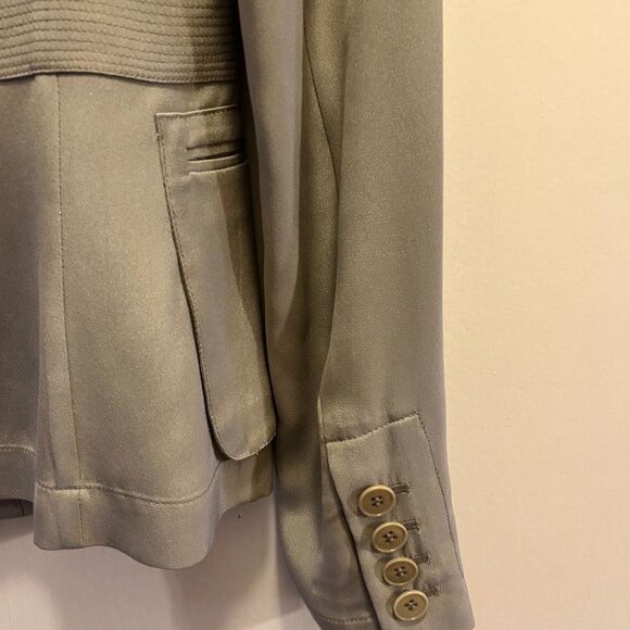 Blazer - Picture 6 of 8